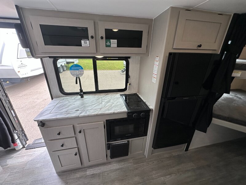 2026 Coachmen Apex Nano 208BHS - Photo 28 - Goshen, IN 46526