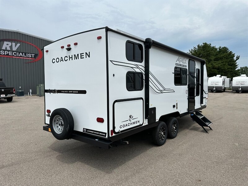 2026 Coachmen Apex Nano 208BHS - Photo 6 - Goshen, IN 46526