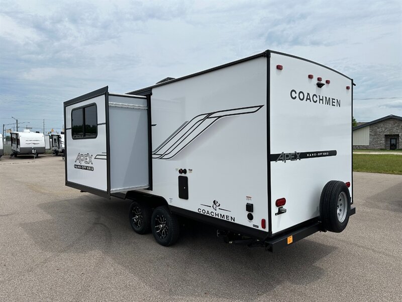 2026 Coachmen Apex Nano 208BHS - Photo 7 - Goshen, IN 46526
