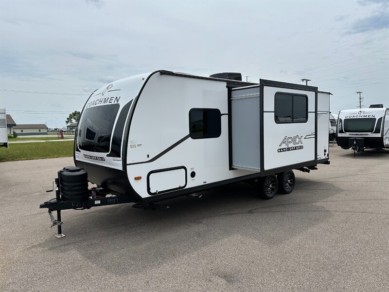 2026 Coachmen Apex Nano 208BHS - Photo 8 - Goshen, IN 46526