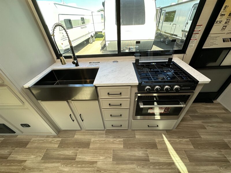 2025 Forest River Vibe 2600RB   - Photo 14 - Goshen, IN 46526