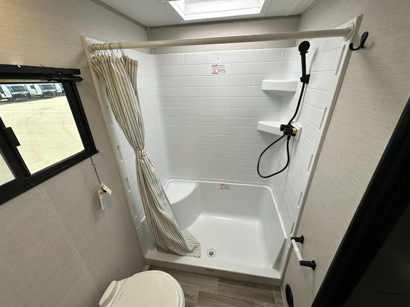 2025 Forest River Vibe 2600RB   - Photo 27 - Goshen, IN 46526