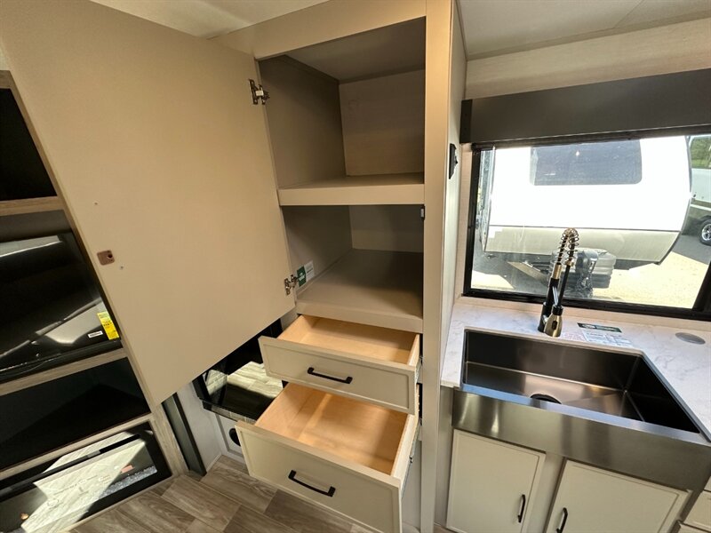 2025 Forest River Vibe 2600RB   - Photo 16 - Goshen, IN 46526