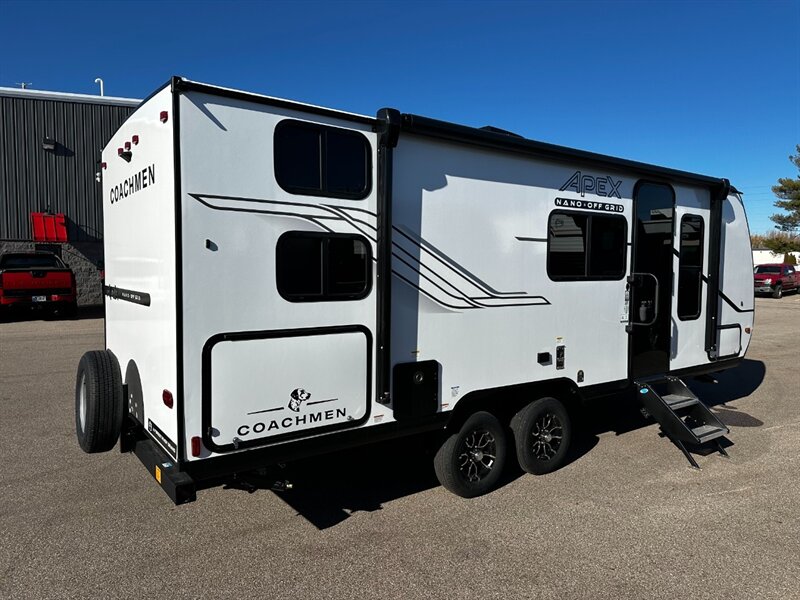 2026 Coachmen Apex Nano 208BHS - Photo 5 - Goshen, IN 46526