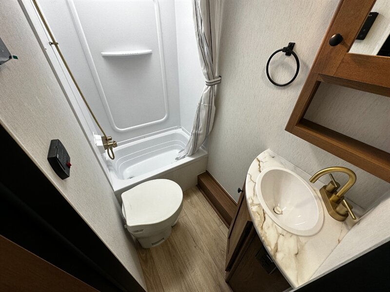 2026 Coachmen Apex Nano 208BHS - Photo 21 - Goshen, IN 46526