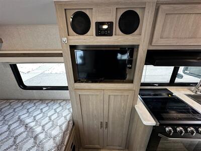 2022 Forest River Rockwood Geo Pro G19FBS   - Photo 17 - Goshen, IN 46526