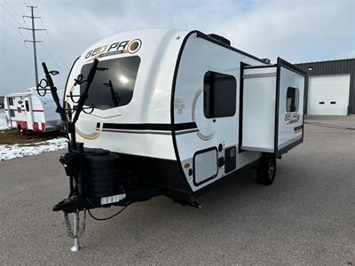 2022 Forest River Rockwood Geo Pro G19FBS   - Photo 5 - Goshen, IN 46526
