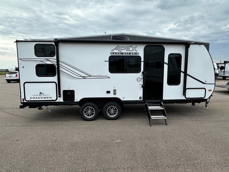 2026 Coachmen Apex Nano 208BHS - Photo 5 - Goshen, IN 46526