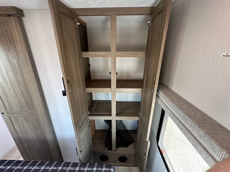 2026 Coachmen Freedom Express Ultra Lite 274RKS - Photo 38 - Goshen, IN 46526