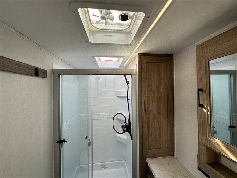 2026 Coachmen Freedom Express Ultra Lite 274RKS - Photo 32 - Goshen, IN 46526