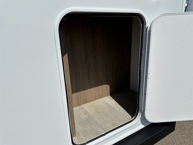 2026 Coachmen Freedom Express Ultra Lite 274RKS - Photo 18 - Goshen, IN 46526