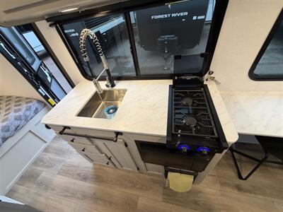 2026 Coachmen Northern Spirit Bijou 15RLB   - Photo 12 - Goshen, IN 46526