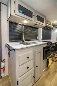 2026 Coachmen Northern Spirit Bijou 15RLB   - Photo 4 - Goshen, IN 46526