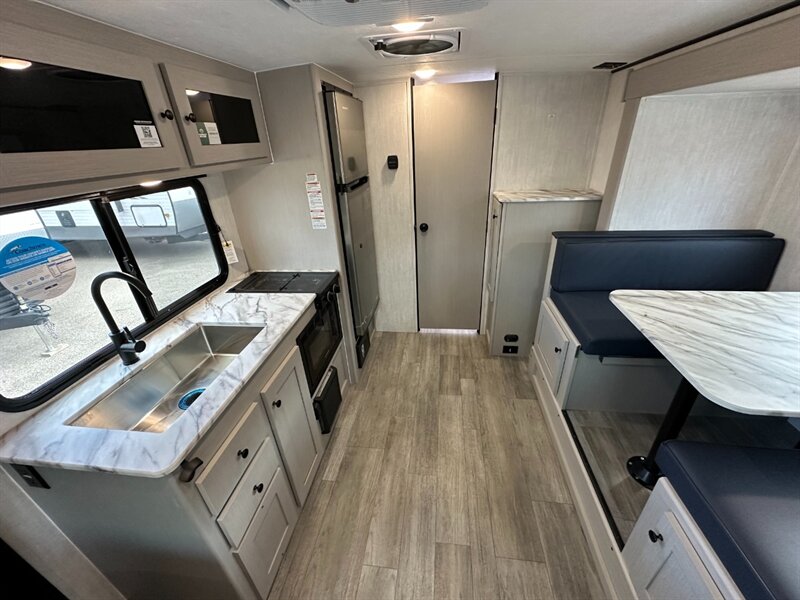 2026 Coachmen Apex Nano 203RBK - Photo 12 - Goshen, IN 46526