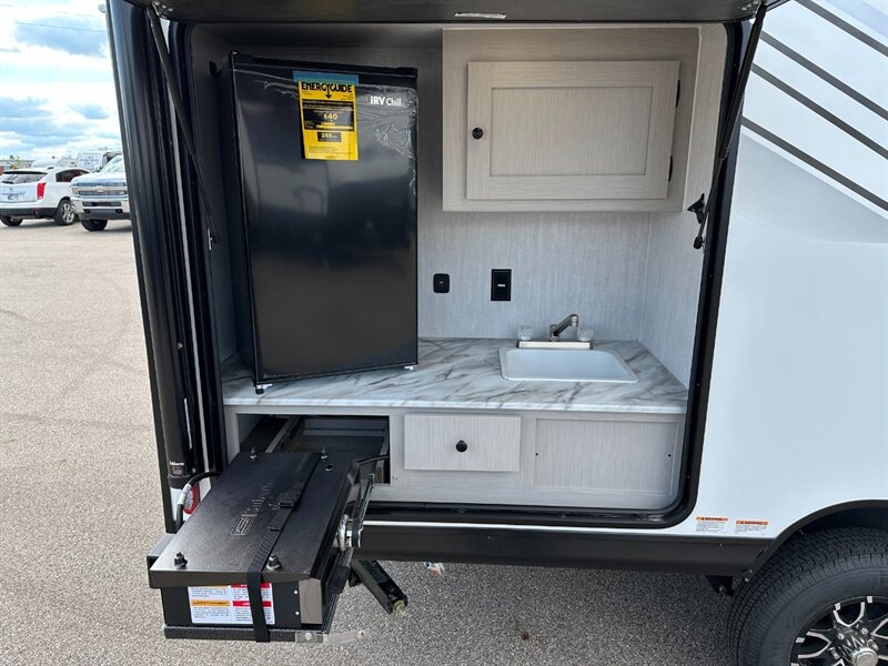 2026 Coachmen Apex Nano 203RBK - Photo 11 - Goshen, IN 46526