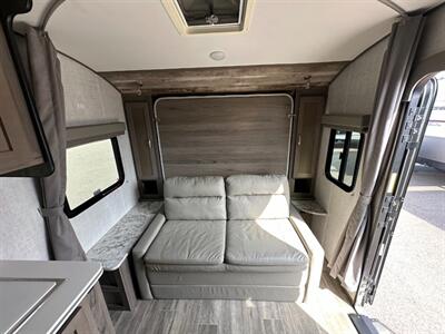 2021 Gulf Stream Vista Cruiser 19MBS   - Photo 9 - Goshen, IN 46526