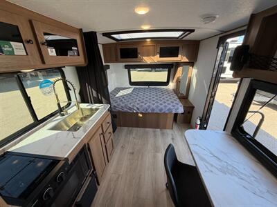 2026 Coachmen Apex Nano 183BH   - Photo 14 - Goshen, IN 46526