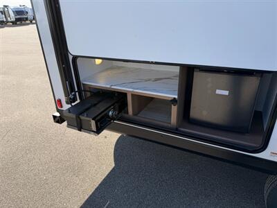 2026 Coachmen Apex Nano 183BH   - Photo 9 - Goshen, IN 46526