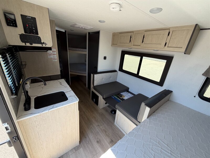 2026 Coachmen Northern Spirit Compact 180DBL - Photo 7 - Goshen, IN 46526