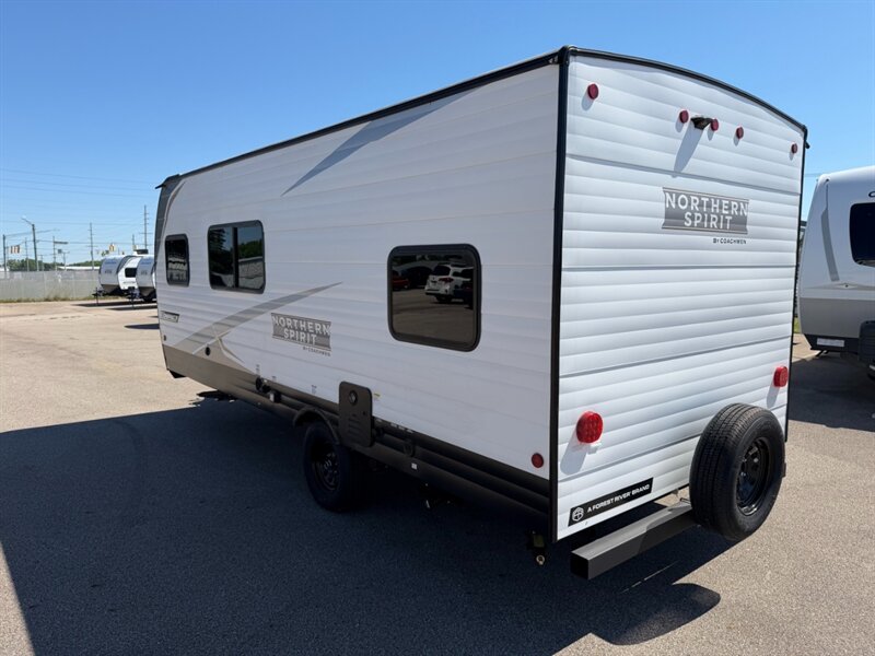 2026 Coachmen Northern Spirit Compact 180DBL - Photo 5 - Goshen, IN 46526