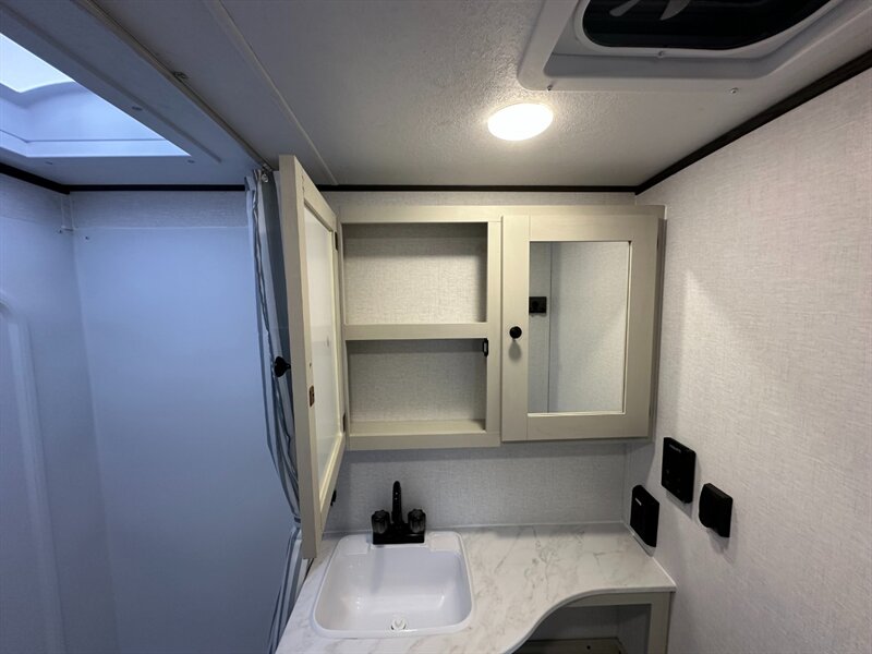 2026 Coachmen Northern Spirit Bijou 16RDB - Photo 20 - Goshen, IN 46526