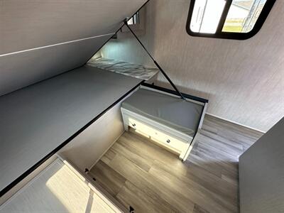 2026 Coachmen Apex Ultra-Lite 246BARV   - Photo 42 - Goshen, IN 46526