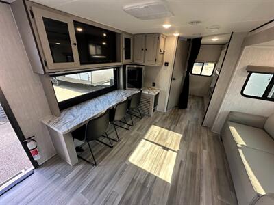 2026 Coachmen Apex Ultra-Lite 246BARV   - Photo 19 - Goshen, IN 46526