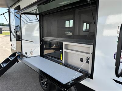 2026 Coachmen Apex Ultra-Lite 246BARV   - Photo 8 - Goshen, IN 46526
