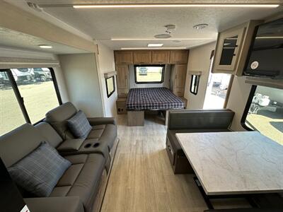 2025 Coachmen Freedom Express Ultra Lite 22MLS   - Photo 14 - Goshen, IN 46526