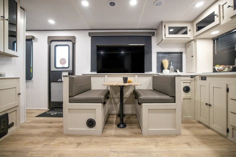 2026 Coachmen Northern Spirit 2560RK - Photo 11 - Goshen, IN 46526