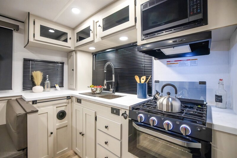 2026 Coachmen Northern Spirit 2560RK - Photo 12 - Goshen, IN 46526