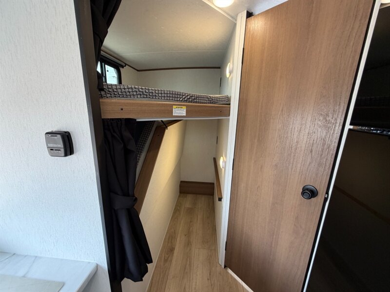 2026 Coachmen Apex Nano 183BH - Photo 17 - Goshen, IN 46526