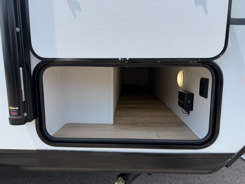 2026 Coachmen Apex Nano 183BH - Photo 7 - Goshen, IN 46526