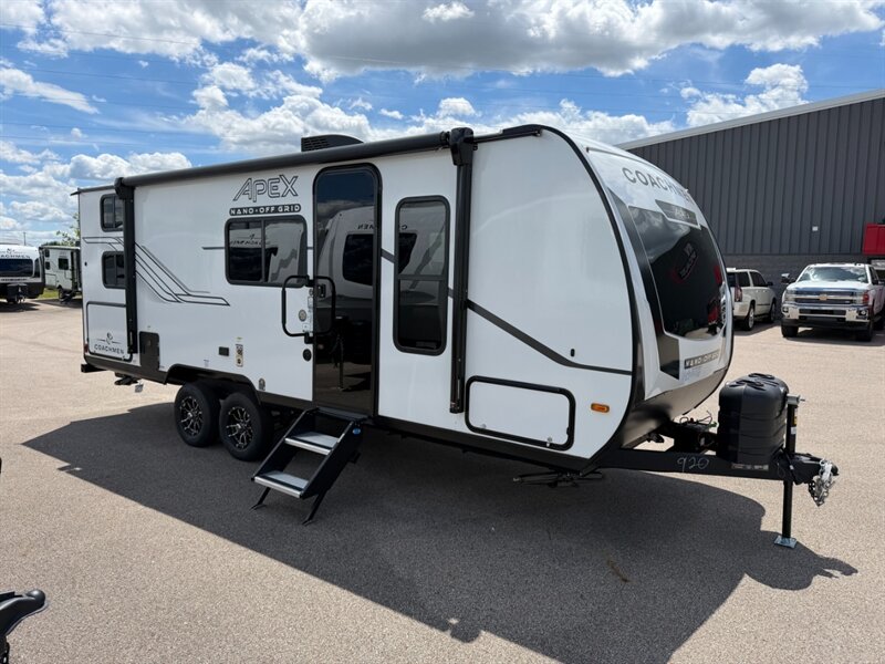 2027 Coachmen Apex Nano 208BHS   - Photo 1 - Goshen, IN 46526