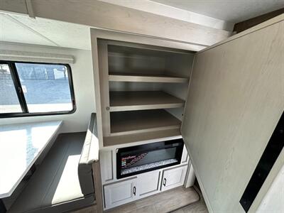 2026 Coachmen Freedom Express Ultra Lite 274RKS   - Photo 30 - Goshen, IN 46526