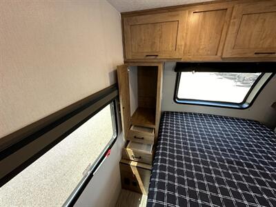 2024 Coachmen Freedom Express Ultra Lite 294BHDS   - Photo 30 - Goshen, IN 46526