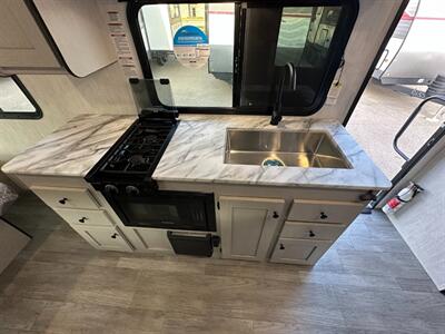 2026 Coachmen Apex Nano 190RBS   - Photo 14 - Goshen, IN 46526