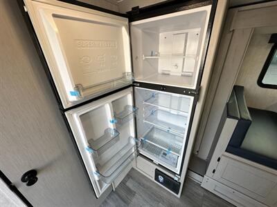 2026 Coachmen Apex Nano 190RBS   - Photo 16 - Goshen, IN 46526