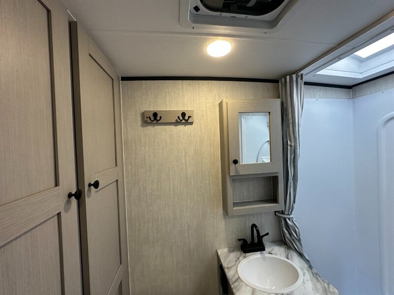 2026 Coachmen Apex Nano 190RBS - Photo 18 - Goshen, IN 46526