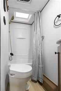 2026 Coachmen Apex Nano 183BH   - Photo 13 - Goshen, IN 46526