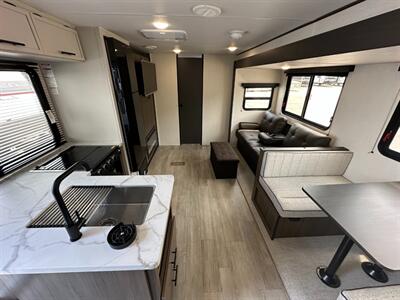 2026 Prime Time Avenger 25RBS   - Photo 16 - Goshen, IN 46526