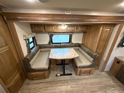 2019 Forest River Flagstaff Micro Lite 25BRDS   - Photo 13 - Goshen, IN 46526