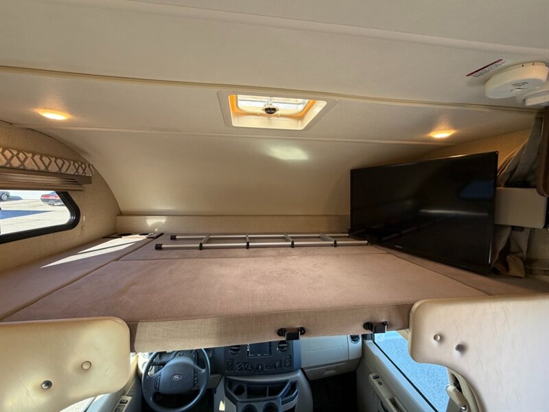 2019 Thor Four Winds 22E - Photo 14 - Goshen, IN 46526