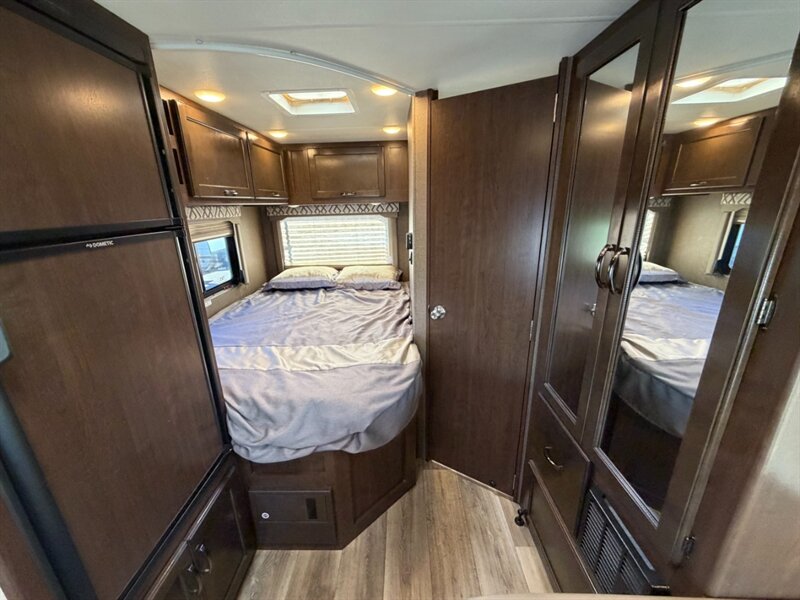 2019 Thor Four Winds 22E - Photo 10 - Goshen, IN 46526