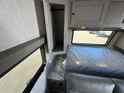 2025 Coachmen Apex Ultra-Lite 241BHS   - Photo 22 - Goshen, IN 46526