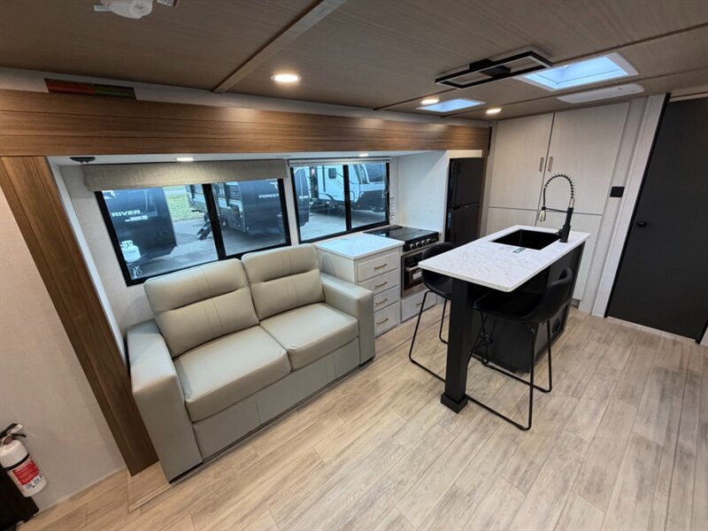 2026 Forest River Vibe 3400BH - Photo 10 - Goshen, IN 46526