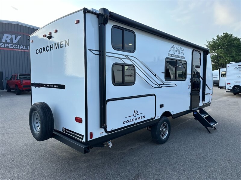 2026 Coachmen Apex Nano 186BH - Photo 2 - Goshen, IN 46526