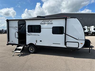 2025 Coachmen Apex Nano 190RBS   - Photo 5 - Goshen, IN 46526