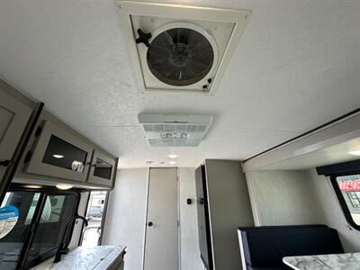 2025 Coachmen Apex Nano 190RBS   - Photo 33 - Goshen, IN 46526