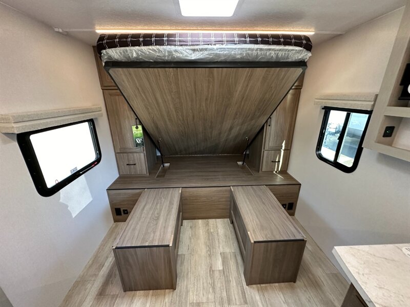2026 Coachmen Freedom Express Ultra Lite 192RBS - Photo 18 - Goshen, IN 46526
